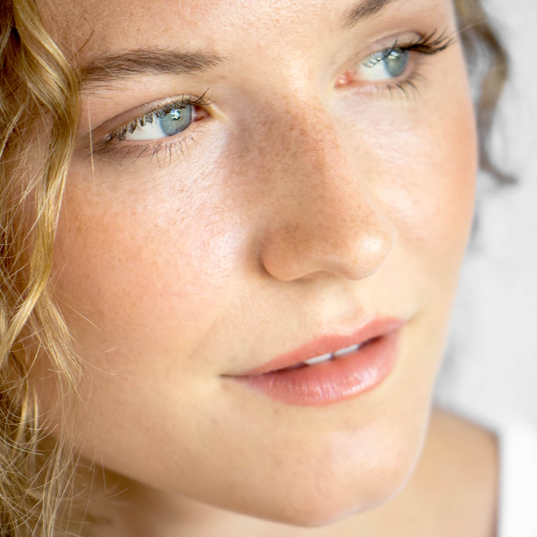 Natural Almond Mascara