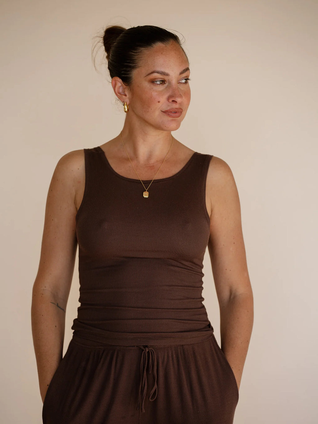 Comfort Tank Chocolate